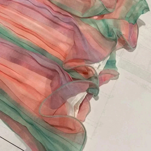 Santorini Romance Pink Multi Romper - Picture 9 of 10